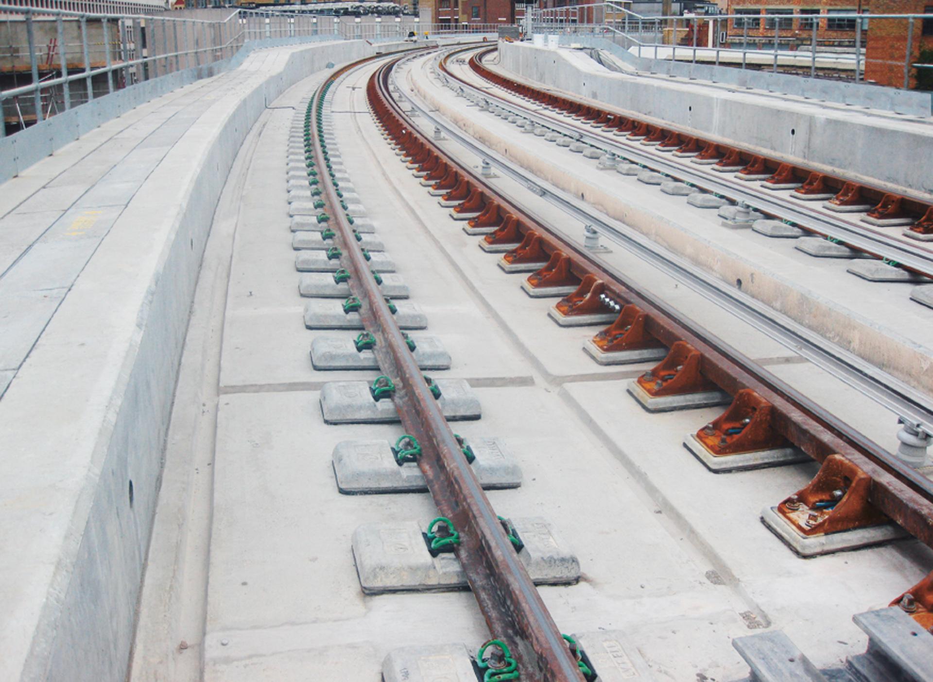 LVT Standard East London Line